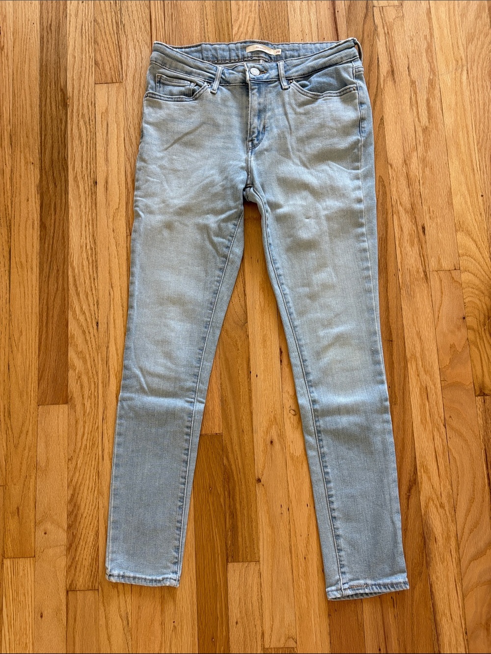 Levi's 711 Skinny Jeans